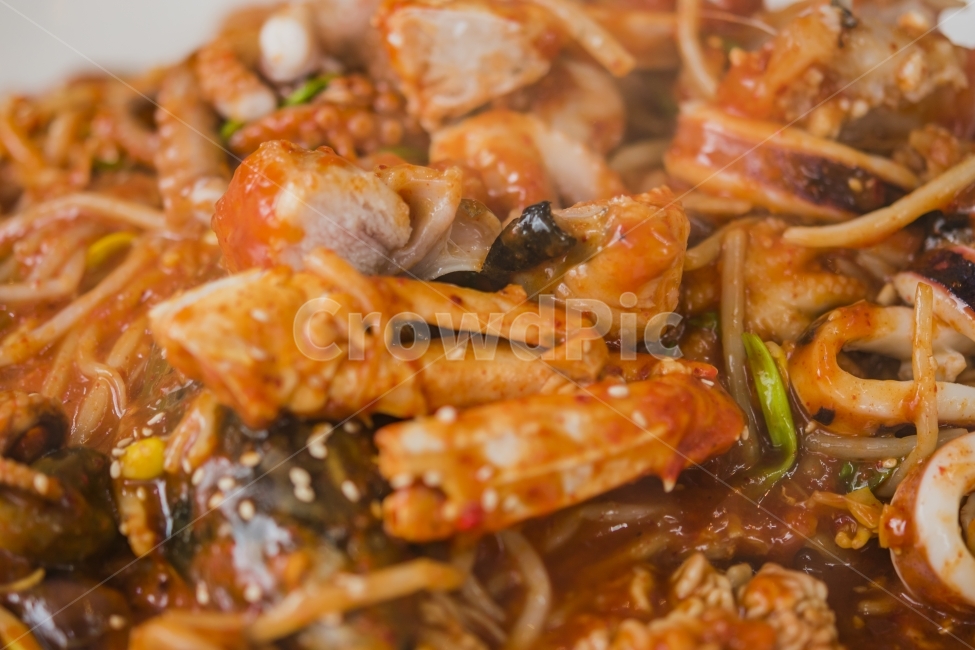 음식,해물찜,요리,콩나물,매운음식,매운요리,오징어,꽃게,게,나물,해물,외식,깨,찜,food,hot,spicy,seafood,sea,crap,beansprouts,squid,steameddish,brauseddish,steamed,braused,eat,점심,저녁,dinner,lunch,eatout,dineout,음식,식재료,요리,food,cook,meal,dishes,food reserves,수산물,해산물,fishery products,seafood,한식,한국음식,한국요리,korean food,korean dishes,korean meal,korean cook