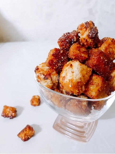 음식,카라멜식빵,카라멜팝콘,홈메이드,카라멜식빵팝콘,식빵,카라멜,디저트,간식,홈베이킹,요리,음식,식재료,요리,food,cook,meal,dishes,food reserves,디저트,간식,후식,dessert,snack