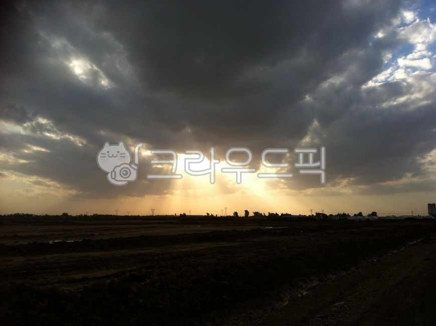 이라크,바그다드,풍경,중동,공사현장,flare,플레어,light,빛,sunlight,햇빛,nature,자연,outdoors,옥외