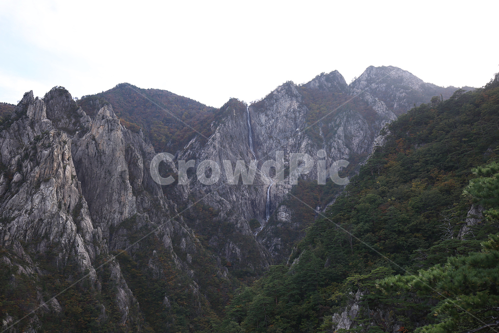 산,설악산,폭포,토왕성폭포,moutain,falls,자연,풍경,nature,landscape,outdoors,옥외,mountain range,산맥,mountain