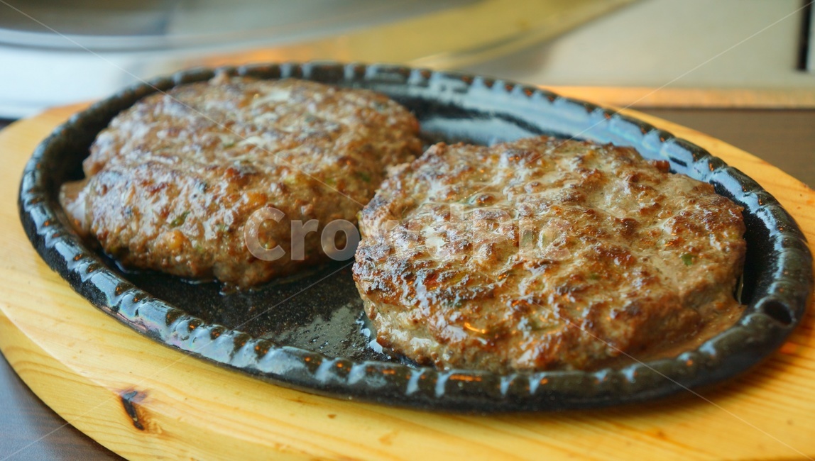 떡갈비,한식,한국음식,반찬,음식,식재료,koreanfood,food,전통음식,구운음식,요리,음식,식재료,요리,food,cook,meal,dishes,food reserves,한식,한국음식,한국요리,korean food,korean dishes,korean meal,korean cook