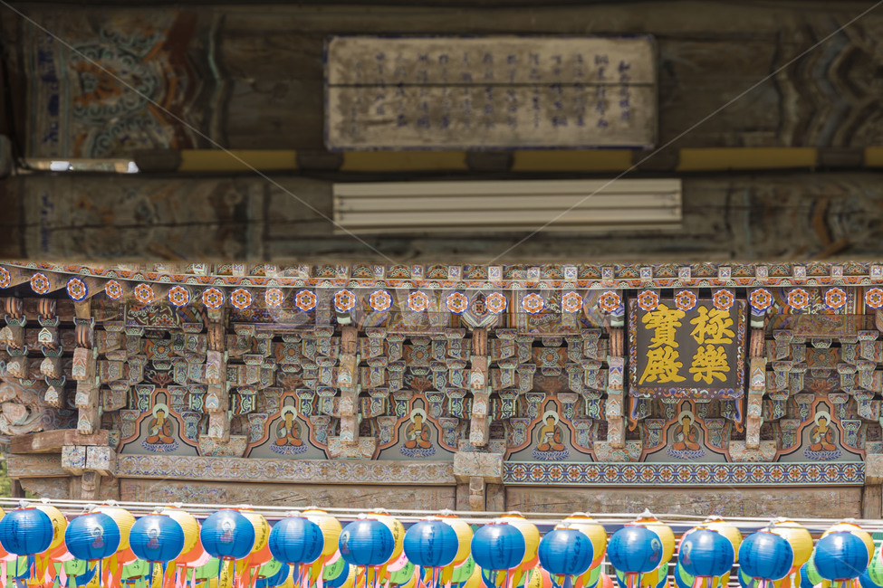 신륵사,단청,연등,사찰,문양,무늬,불교,절,한국전통,한국문화,korean traditional,korean culture,종교,신앙,religion,belief,faith,건축물,건물외관,exterior,building,structure,architecture,construction