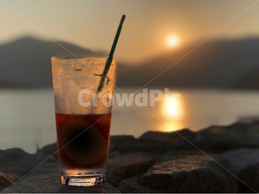 노을,석양,커피,감성,바다,sensible,feeling,emotion,coffee,카페,cafe,음료,감정,커피,카페,coffee,cafe,감성,sensible,feeling