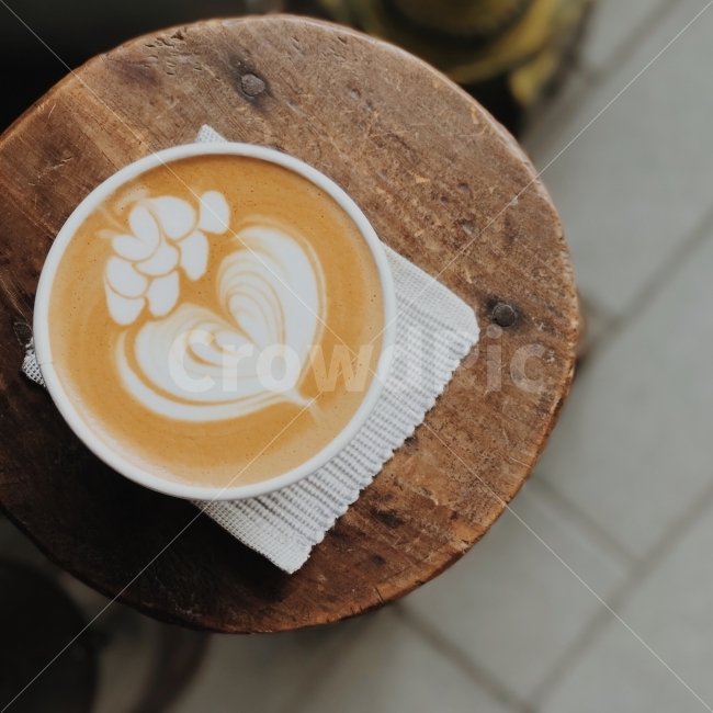 라떼아트,카페라떼,테이크아웃,장미,로즈,커피,커피,카페,coffee,cafe,감성,sensible,feeling