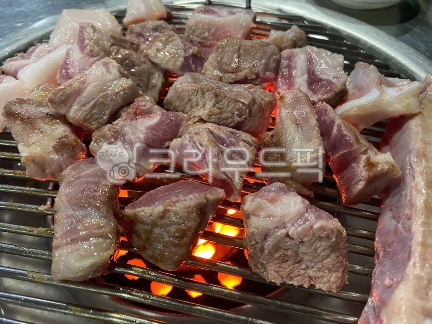 돼지고기,음식,흑돼지,구이,연탄구이