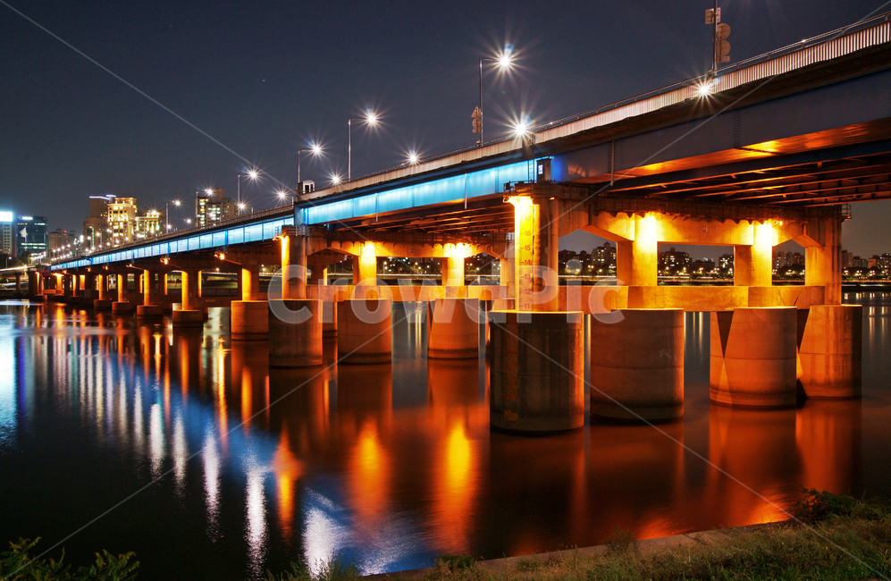 Cheongdamdong,Han River Bridge,reflection,light,bridge,Yeongdong Bridge,Han River