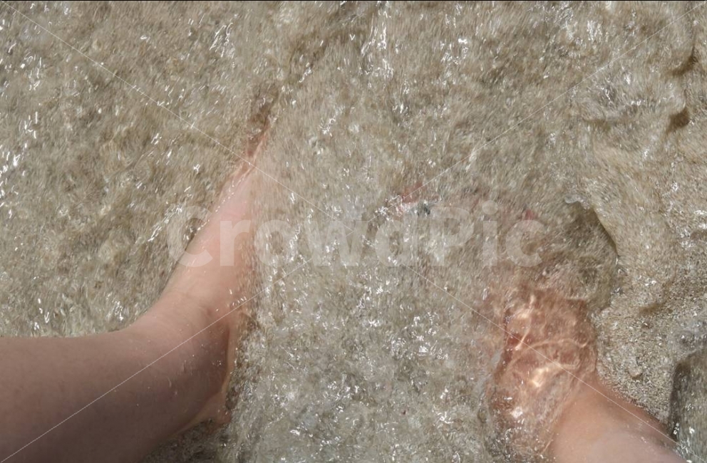 제주,제주도,바다,모래,발,투명,흐르는물,해변,바다,beach,sea,사람,인물,인간,human,person,신체일부,몸,body