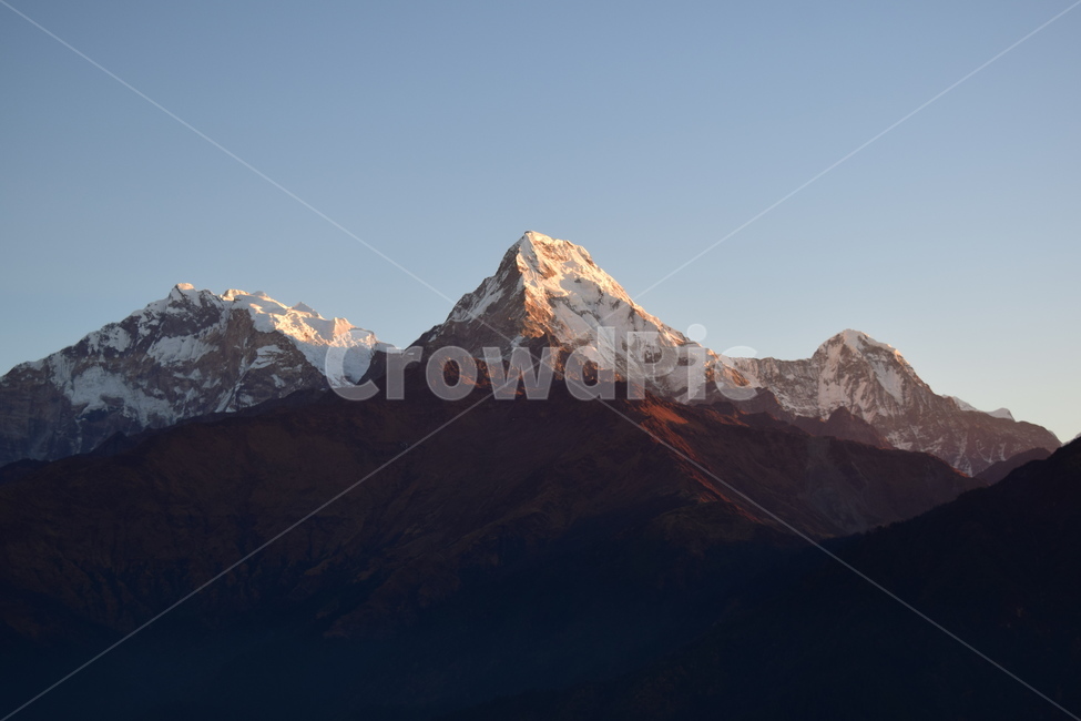 자연,일출,mountain,산,산맥,mountainrange,peak,nature,옥외,바탕화면,wallpaper,눈,겨울,설산,히말라야,겨울,계절,winter,season,자연,풍경,nature,landscape,mountain range,outdoors,피크