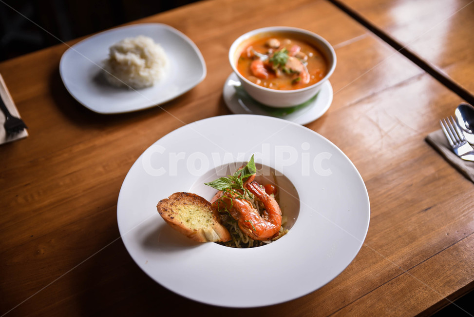 dish,요리,food,음식,bowl,태국음식,호텔음식,호텔,레스토랑,똠양꿍,새우파스타,새우,thailand,thaifood,음식,식재료,요리,food,cook,meal,dishes,food reserves