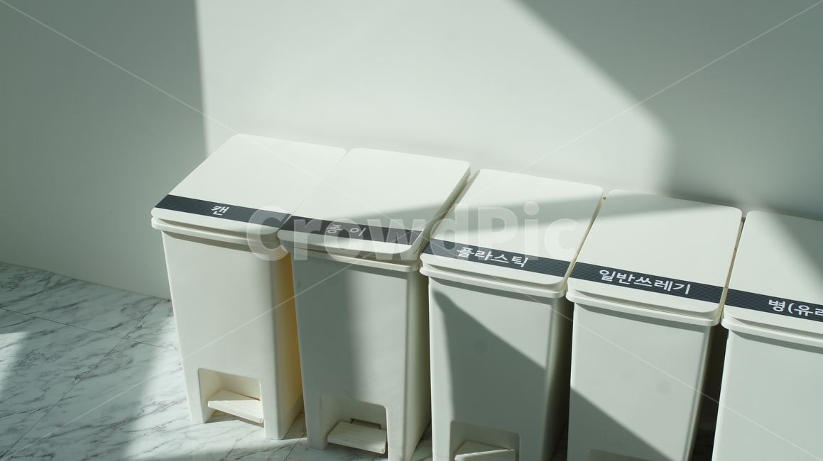 furniture,가구,휴지통,trash,wastebasket,garbagecan,dustbin,recyclebin,쓰레기통,감성