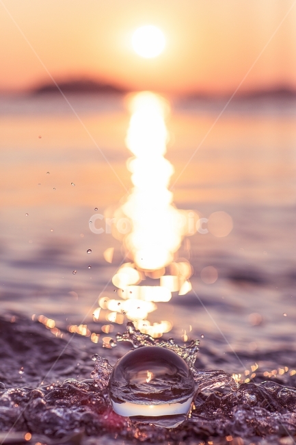 일출,바다,여명,구슬,파도,감성사진,해변,바다,beach,sea,감성,sensible,feeling,휴식,힐링,rest,relaxation,healing,색깔,색상,색채,색감,color sense,color sensitivity,feeling of color,사물,물건,오브젝트,thing,object,matter