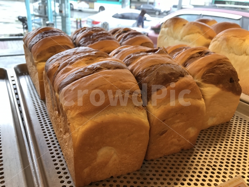 식빵,빵,간식,우유식빵,밤식빵,제과제빵,제빵,음식,식재료,요리,food,cook,meal,dishes,food reserves,빵,bread,디저트,간식,후식,dessert,snack