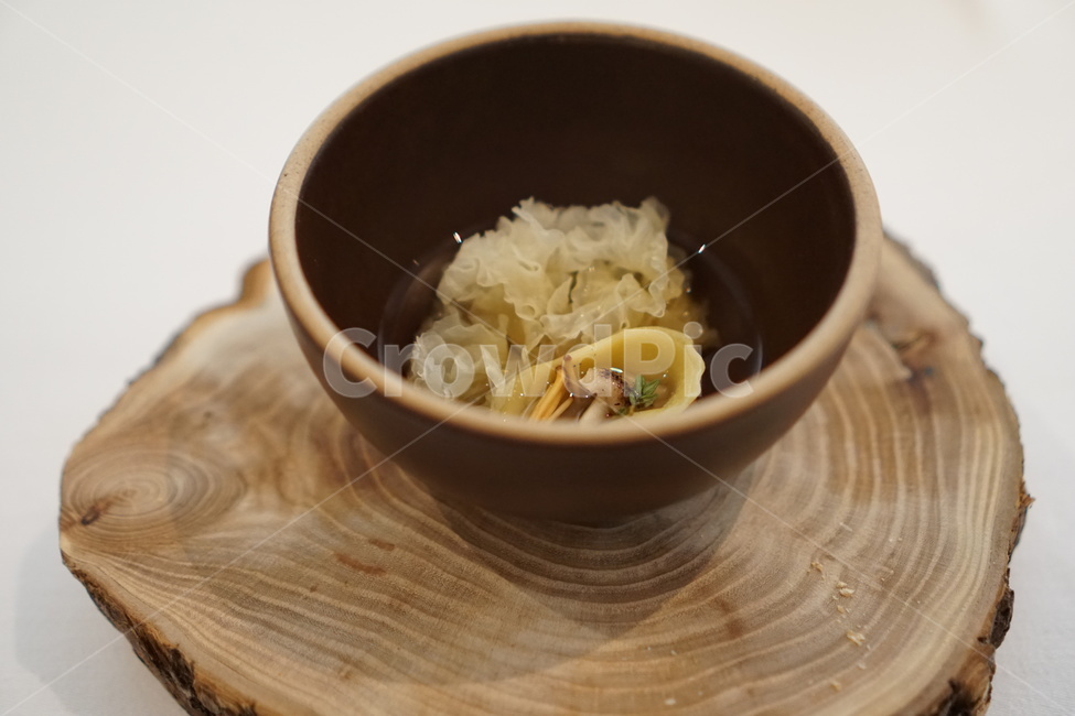 버섯,화이트버섯,꽃버섯,화이트목이버섯,웰빙음식,한국음식,퓨전음식,중식,중국요리,고급요리,독특한요리,음식,식재료,요리,food,cook,meal,dishes,food reserves