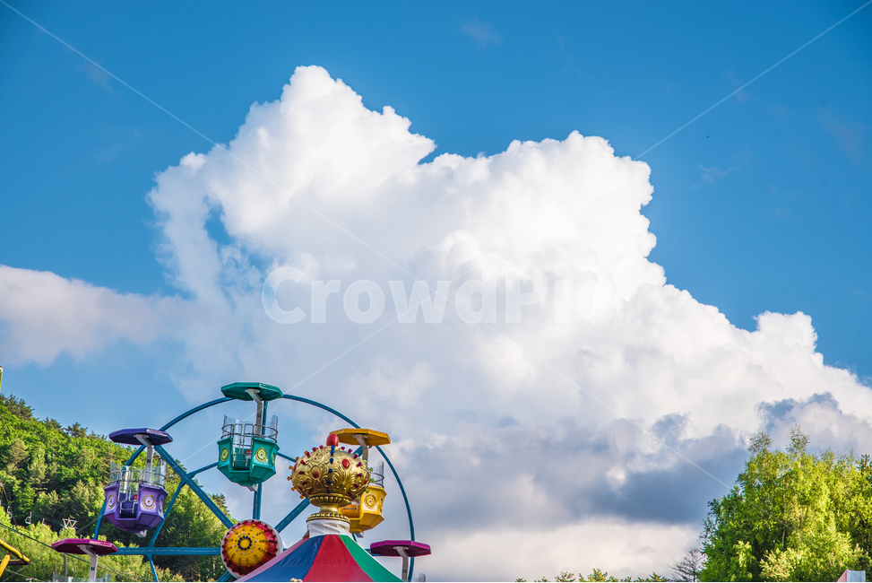 풍경,하늘,놀이기구,뭉게구름,용평,놀이공원,놀이동산,놀이터,amusement park,playground