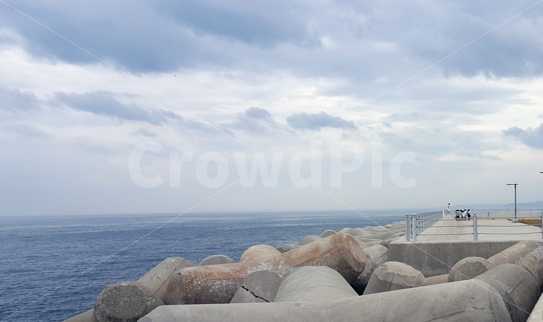 바다,푸른,시원한,동해,방파재,자연,풍경,nature,landscape,promontory,곶,architecture,건축물,building,건물