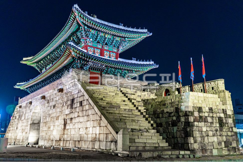 수원화성,팔달문,세계문화유산,문화유산,성,성문,성곽,문화재,보물,건축,건축물,전통건축,고건축,전통,한국,한국전통,역사,한옥,야경,문화