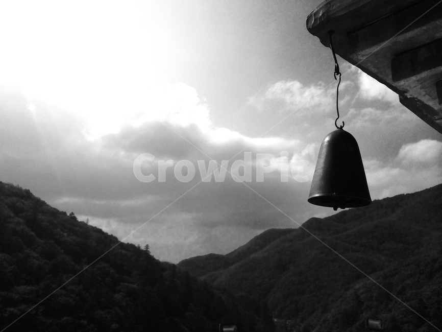 절,풍등,산,고요,흑백,종교,신앙,religion,belief,faith,흑백,모노톤,monochrome,black and white