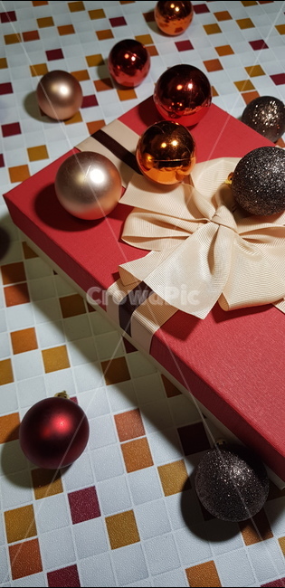 연출,박스,리본,볼,상자,레드,사물,물건,오브젝트,thing,object,matter