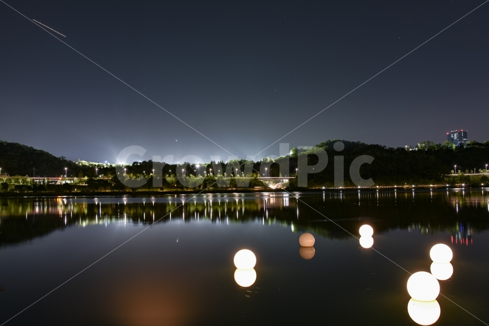 광교,호수,야경,국내여행,불빛,별,도시,풍경,city,landscape,야경,밤,nightscape,night,nature,자연,outdoors,옥외,water,물