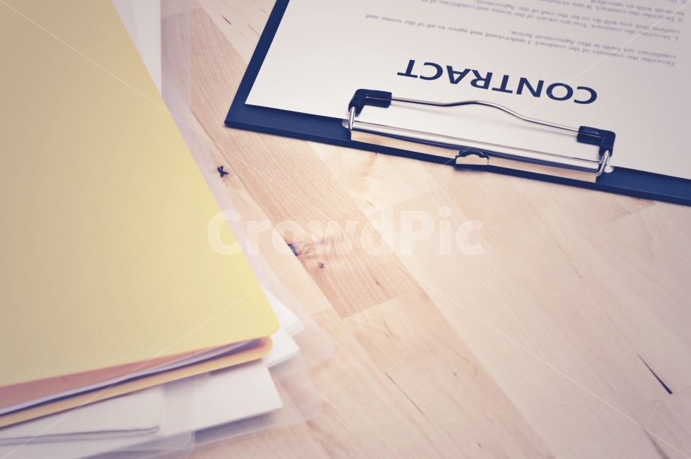 studio,right to decide,signature,documents,document,concept,sign,office,conclusion,background image,file,paper,directing photo,Cooperation,pen,company,communication,image,tension,partnership,agreement,business,contract conclusion,decision,work,contract,ba