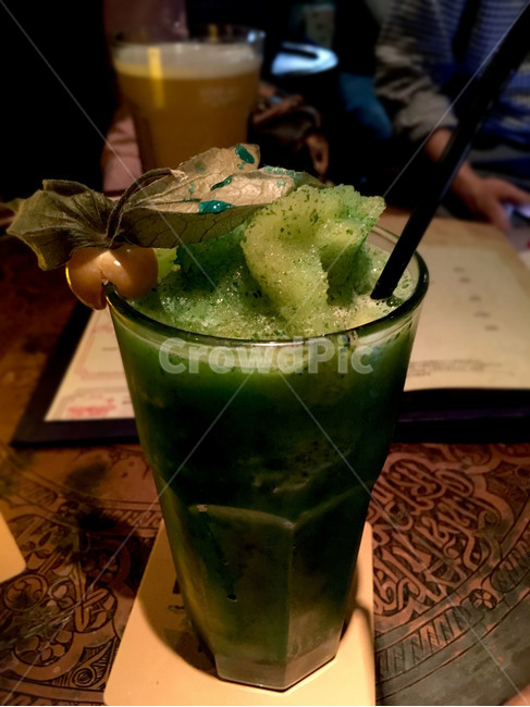 칵테일,음료,여름음료,모히또,라임,식재료,무알콜,상큼하다,초록색,drink,디저트,음료수,drink,beverage