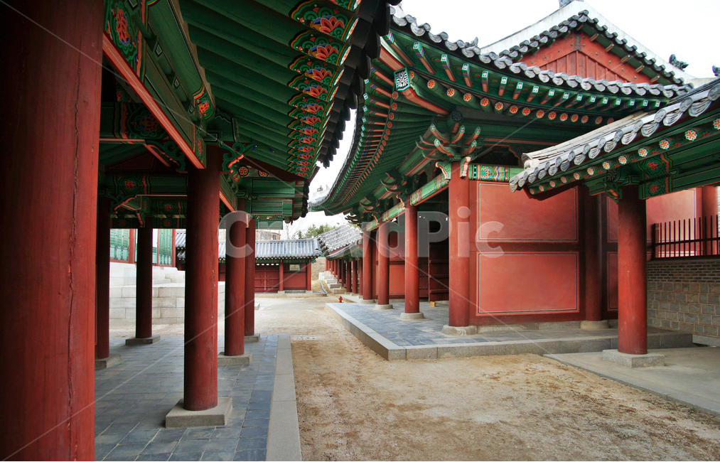 경희궁,서궐,5대궁,대궐,조선시대,고건축,종로구,한국전통,한국문화,korean traditional,korean culture,랜드마크,landmark,tourist attraction,한국랜드마크,한국관광지,한국명소,korea landmark,korea tourist attraction,건축물,건물외관,exterior,building,structure,architecture,construction