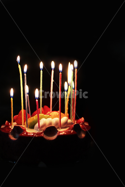 케이크,생일,촛불,cakes,birthdays,candles,기념일,축하,anniversary,congratulation,celebrate,celebration,음식,식재료,요리,food,cook,meal,dishes,food reserves