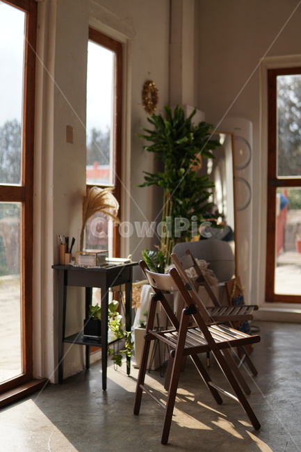 furniture,가구,chair,의자,flooring,바닥,wood,나무,homedecor,가정장식,인테리어,카페
