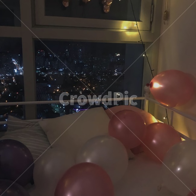 도시뷰,풍선,밤,감성,감성사진,새벽,새벽감성