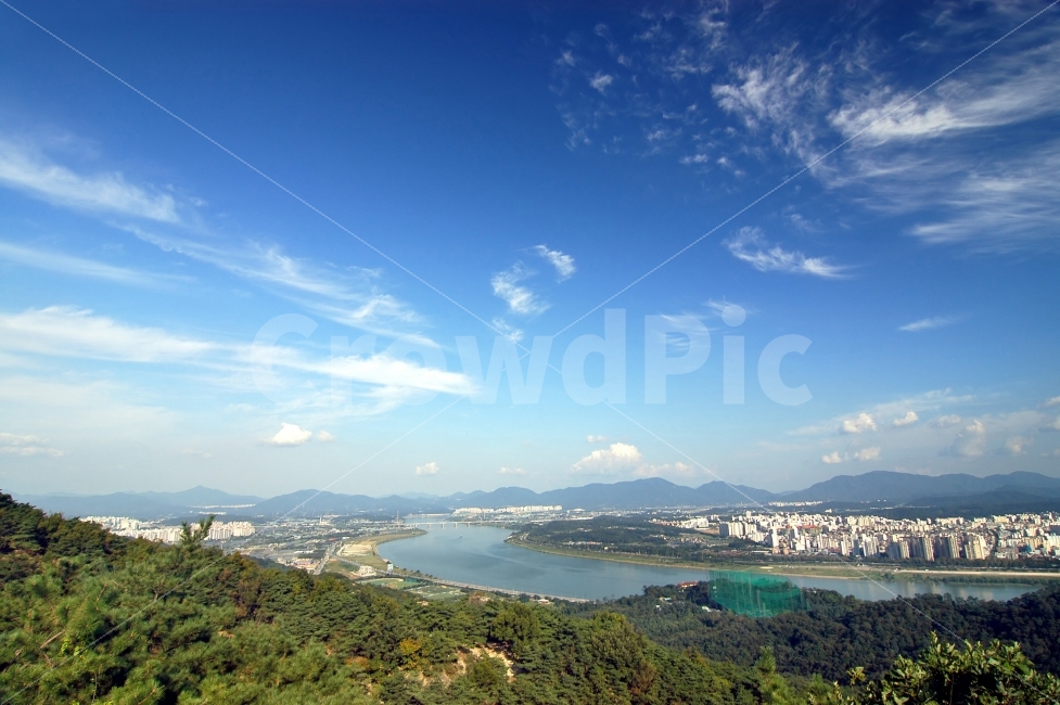 하늘,배경,자연,강,도시,건물,빌딩,산,풍경,한강,구리시,도시,풍경,city,landscape,한국도시풍경,한국도시경관,korea cityscape,nature,outdoors,옥외,mountain range,산맥,mountain,land,땅,slope,경사