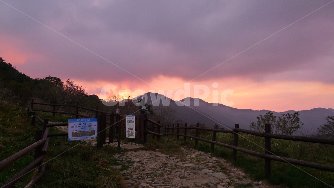 반야봉,지리산,반야낙조,지리십경,벽소령,석양,낙조,지리낙조,자연,풍경,nature,landscape,한국자연풍경,한국자연경관,korea nature landscape,outdoors,옥외