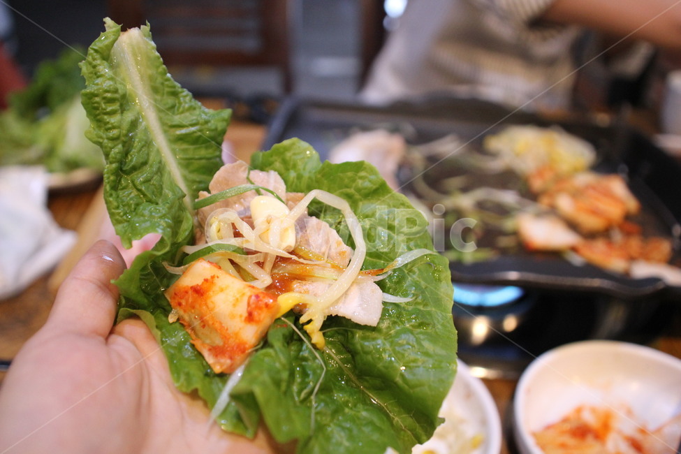 쌈,고기쌈,삽겹살,삼겹쌈,음식,food,식사,음식,식재료,요리,food,cook,meal,dishes,food reserves,한식,한국음식,한국요리,korean food,korean dishes,korean meal,korean cook