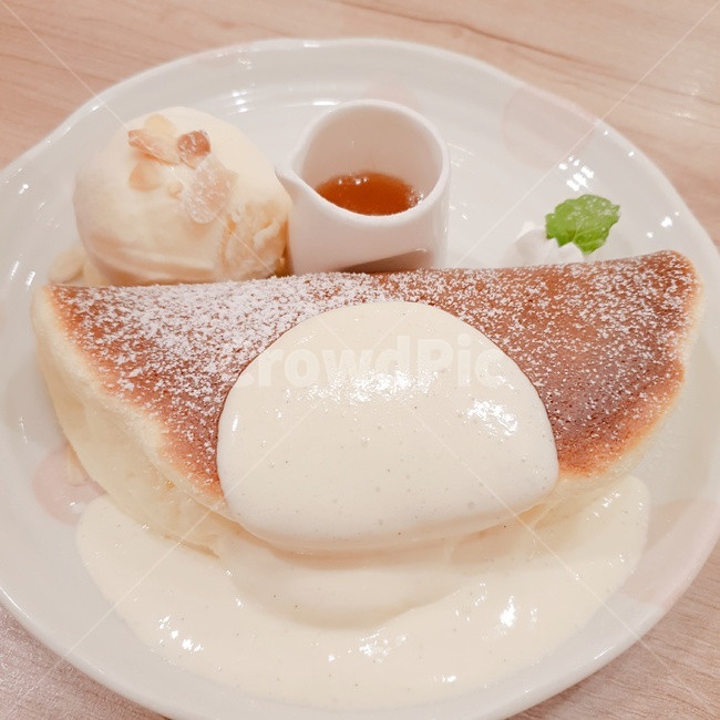 팬케이크,수플레팬케이크,케이크,카페,cake,cafe,음식,식재료,요리,food,cook,meal,dishes,food reserves,디저트,간식,후식,dessert,snack