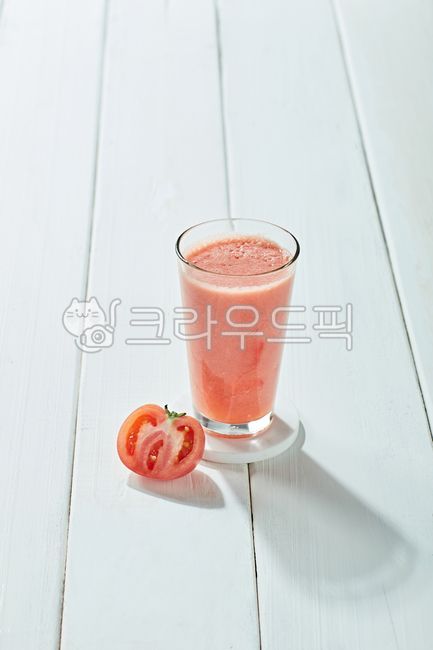 카페이미지,음료이미지,카페메뉴,카페음료,음료수,음료,smoothie,마시다,플레이팅,연출샷,유리컵,유리잔,감성,cafe,스무디,과일스무디,쥬스,주스,생과일주스