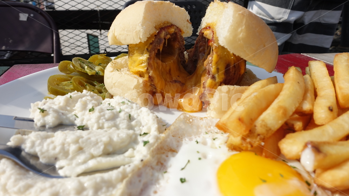 버거,hamburger,cheeseburger,meal,food,dish,햄버거,음식,식사,감자튀김,프렌치프라이,frenchfry,cheese,cheeselava,음식,식재료,요리,food,cook,meal,dishes,food reserves