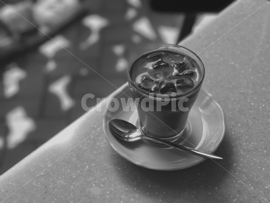 커피,라떼아트,coffee,latteart,커피음료,커피,카페,coffee,cafe,흑백,모노톤,monochrome,black and white