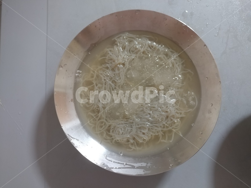냉면,여름별미,냉면육수,함흥냉면,스테인레스,냉면그릇
