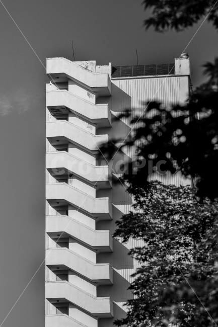 	아파트,계단,건축,건축물,입면,흑백사진,콘크리트,꼭대기,건축물,건물외관,exterior,building,structure,architecture,construction,흑백,모노톤,monochrome,black and white