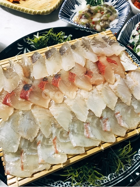 회,한판,광어,우럭,사시미