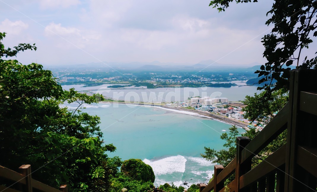 제주도비경,성산일출봉,jejuisland,seongsanilchulbong,제주도,제주바다,자연,해변,바다,nature,sea,제주도,jeju,jeju island,outdoors,옥외,scenery,풍경,land,땅,landscape,경치,water,물,ocean,대양,shoreline,해안선