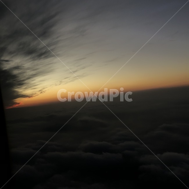 cloud,healing,sunset,Scenery outside the plane,sight,Emotion