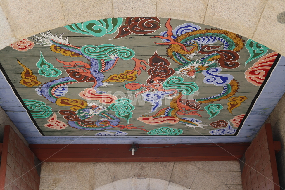 진주성문,천장그림,대문천장그림,진주성문천장그림,한국전통천장그림
