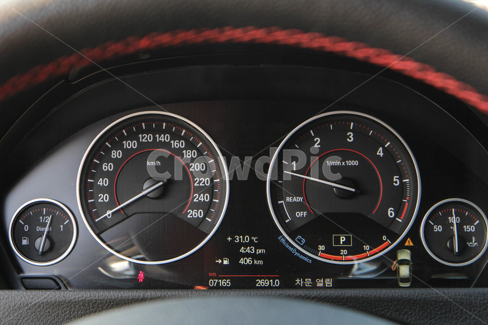 bmw,bmw3,bmw3시리즈,자동차,수입차,독일,bmw3시리즈내부,bmw내부,계기판,독일차,car,bmw인테리어,교통,교통수단,traffic,transportation
