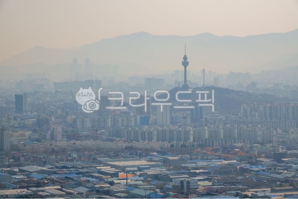 미세먼지,대기오염,공기오염,오염,환경,안개,스모그,뿌연,뿌옇다,탄소,이산화탄소,대기,도시,도시의,빌딩,대구시,달서구