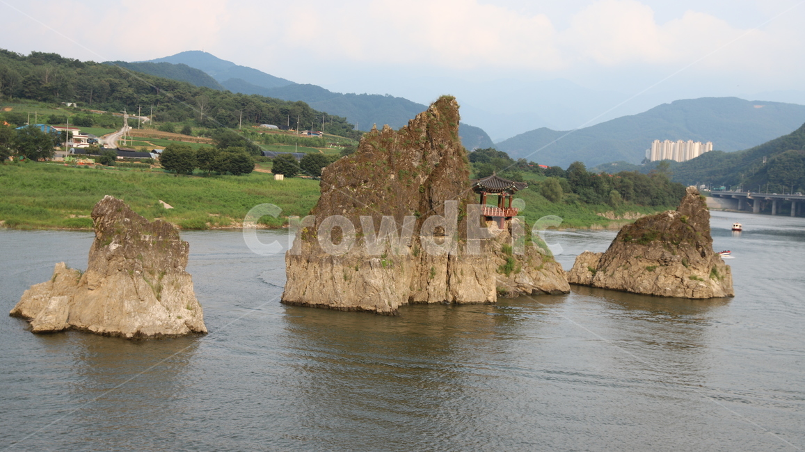 단양,도담삼봉,단양관광지,여름,단양팔경,풍경,nature,자연,outdoors,옥외,land,shoreline,water,물,해안선,ocean,대양,sea,바다,coast,연안,자연,풍경,nature,landscape