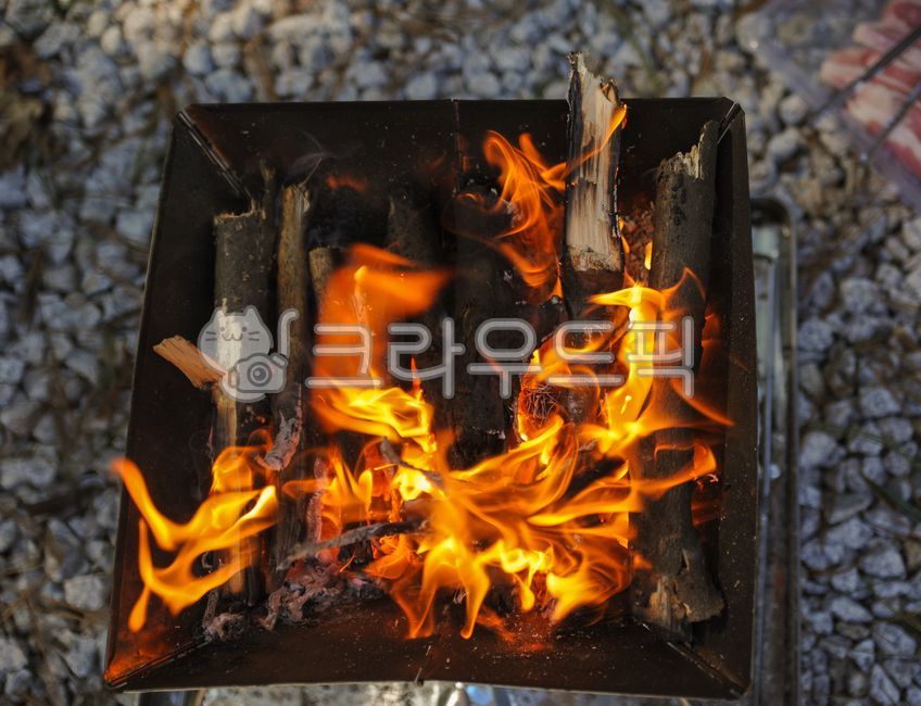캠핑, 장작불, 장작, 불, 캠프파이어, 사진,이미지,일러스트,캘리그라피 - Nyyee2002작가