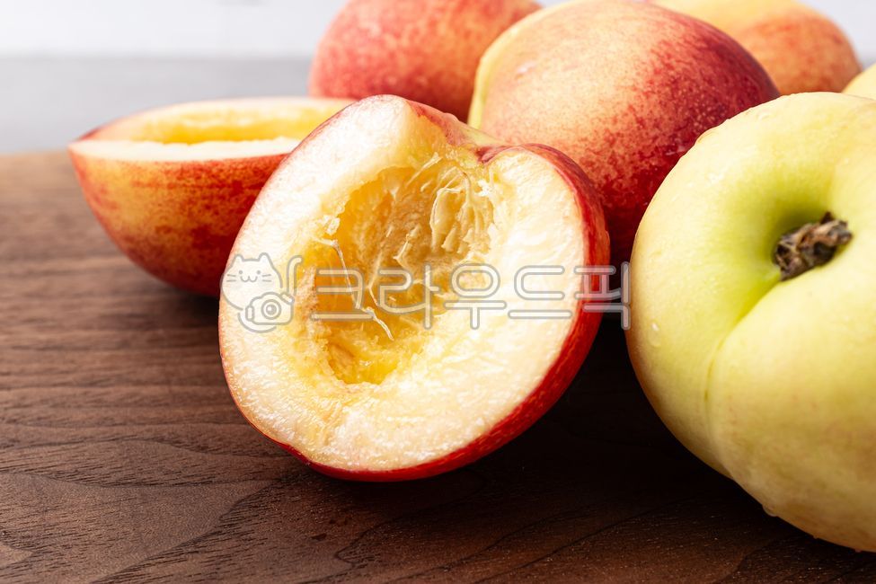 mystery peach,close up,ingredient,Fruit,fruit,snack,hairless,peach,food,Nectarine,meal,white peach,crush,dessert,grocery,Food Ingredients,ingredients,fresh,sweet