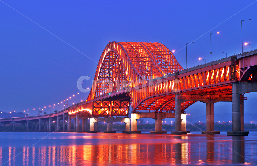 arch truss bridge,Han River Bridge,light,bridge,Banghwa Bridge