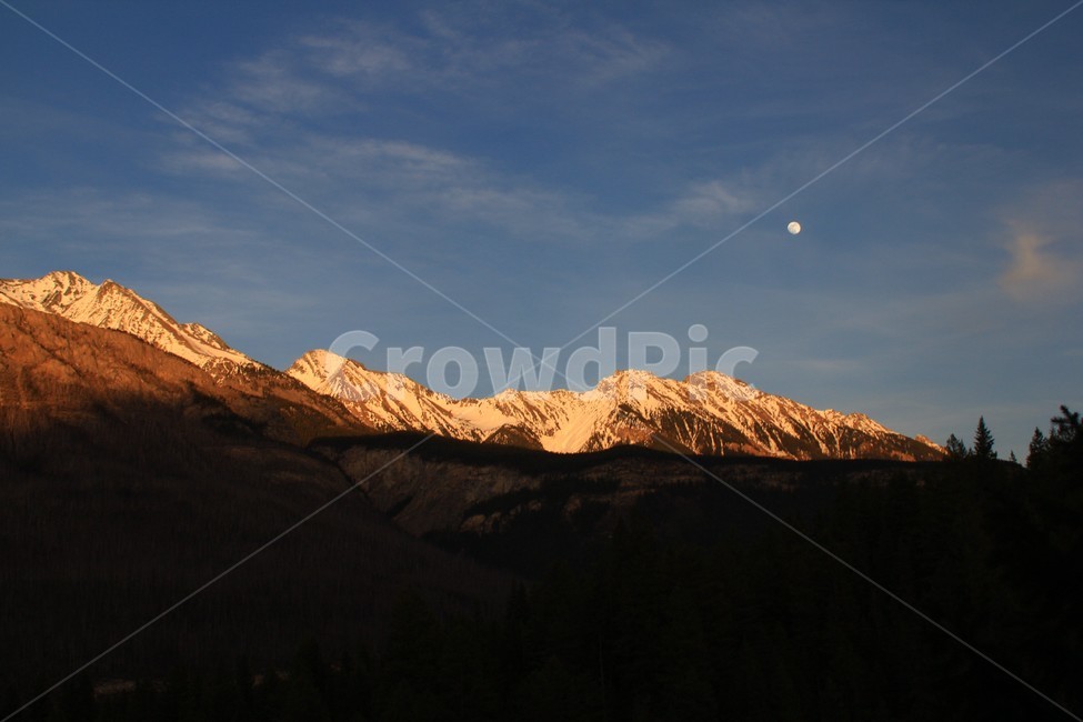 mountain,산,outdoors,옥외,산맥,mountainrange,자연,nature,peak,피크