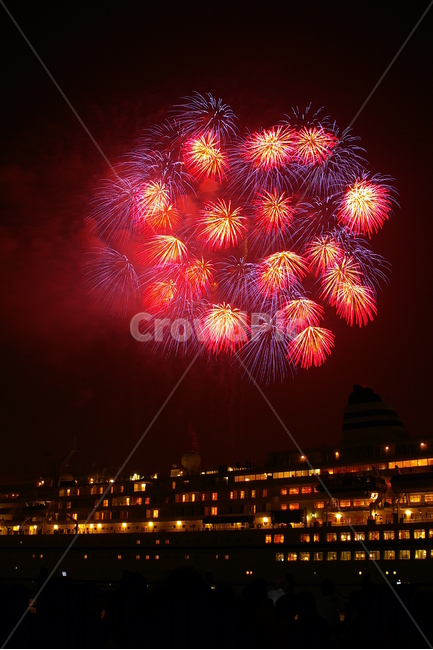 불꽃놀이,hanabi,firewokrs,black,꽃,야간,배,보트,바다,요코하마,yokohama,검정,불꽃,야경,밤,풍경,nightscape,night,landscape,사람들,대중,군중,other people,crowd,축제,행사,festival,carnival,event,교통,교통수단,traffic,transportation,nature,자연,outdoors,옥외